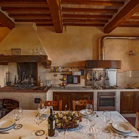 Palazzo Luci Apartment Colle Val D'Elsa